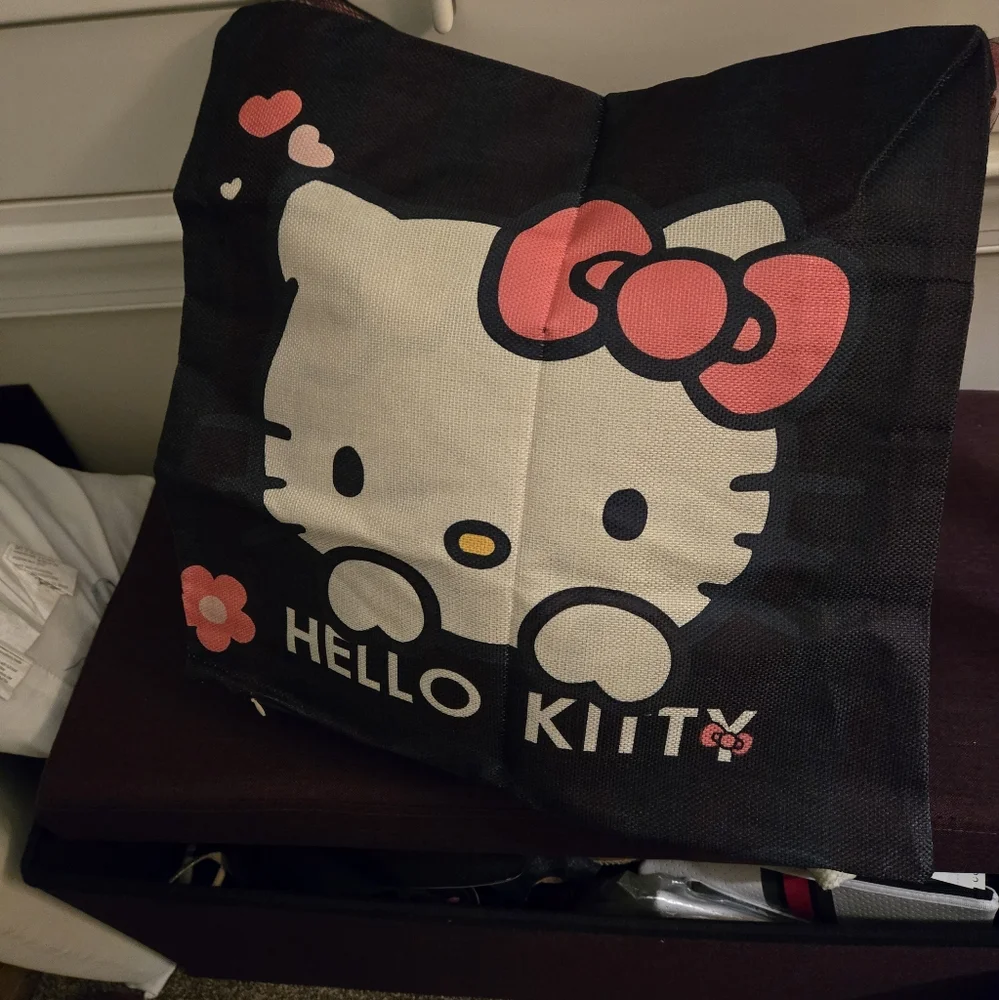 Hello Kitty 20 show